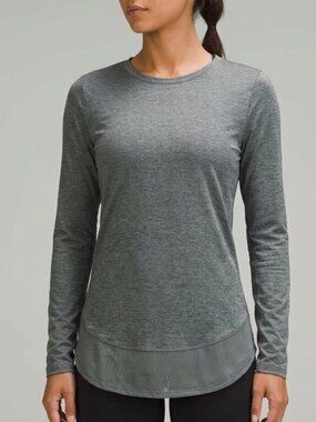 NWT Under Armour Heat Gear Grey Heathered Top with Mesh Bottom Panel